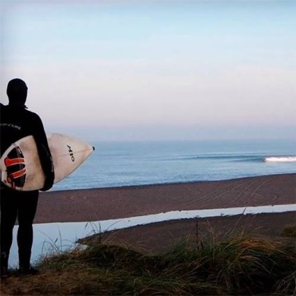 Prøv Surfing i Cold Hawaii