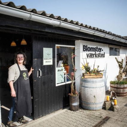 Workshop i at binde kranse hos Tinnetgaard
